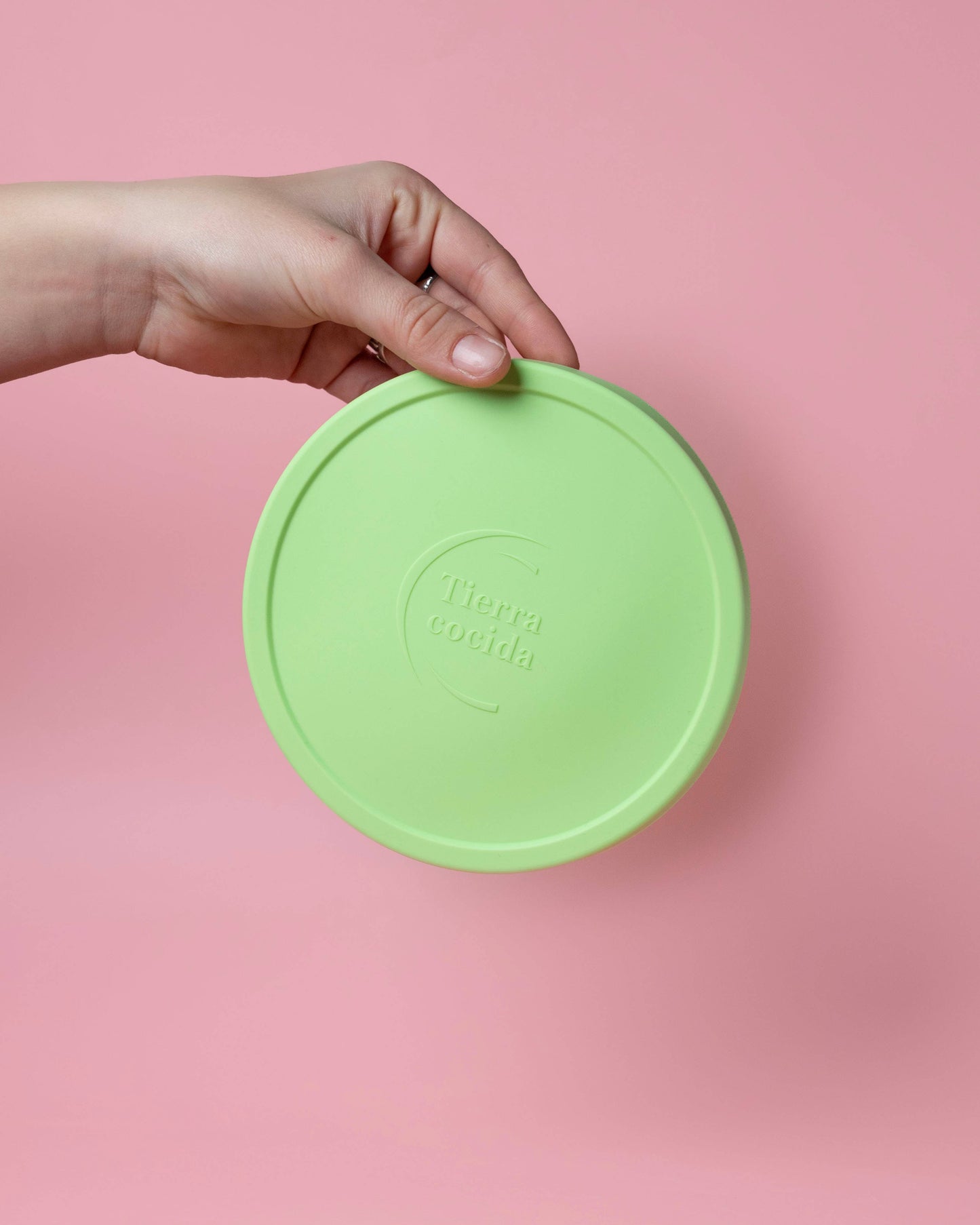 Medio - reusable silicone lid