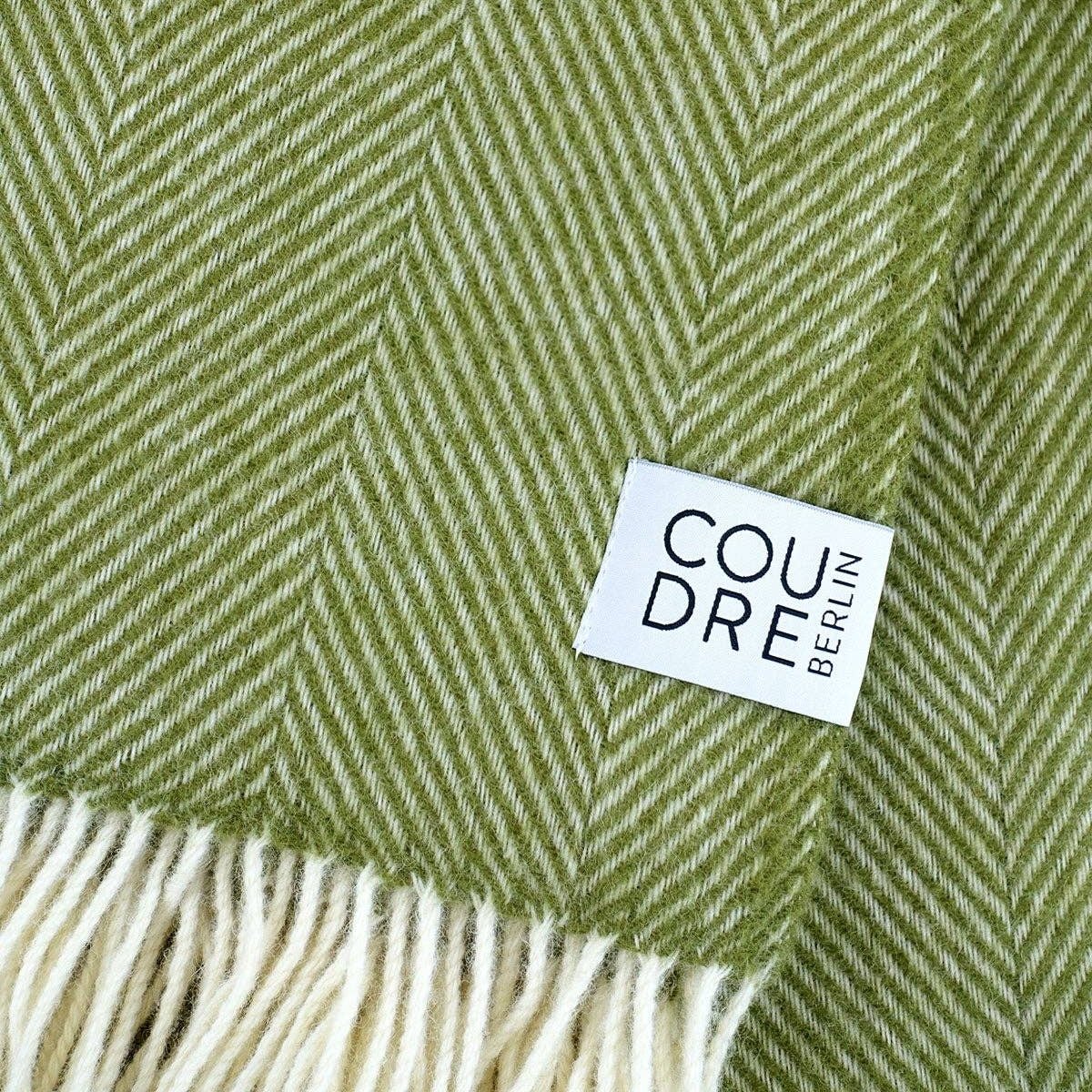 Herringbone Moss wollen plaid