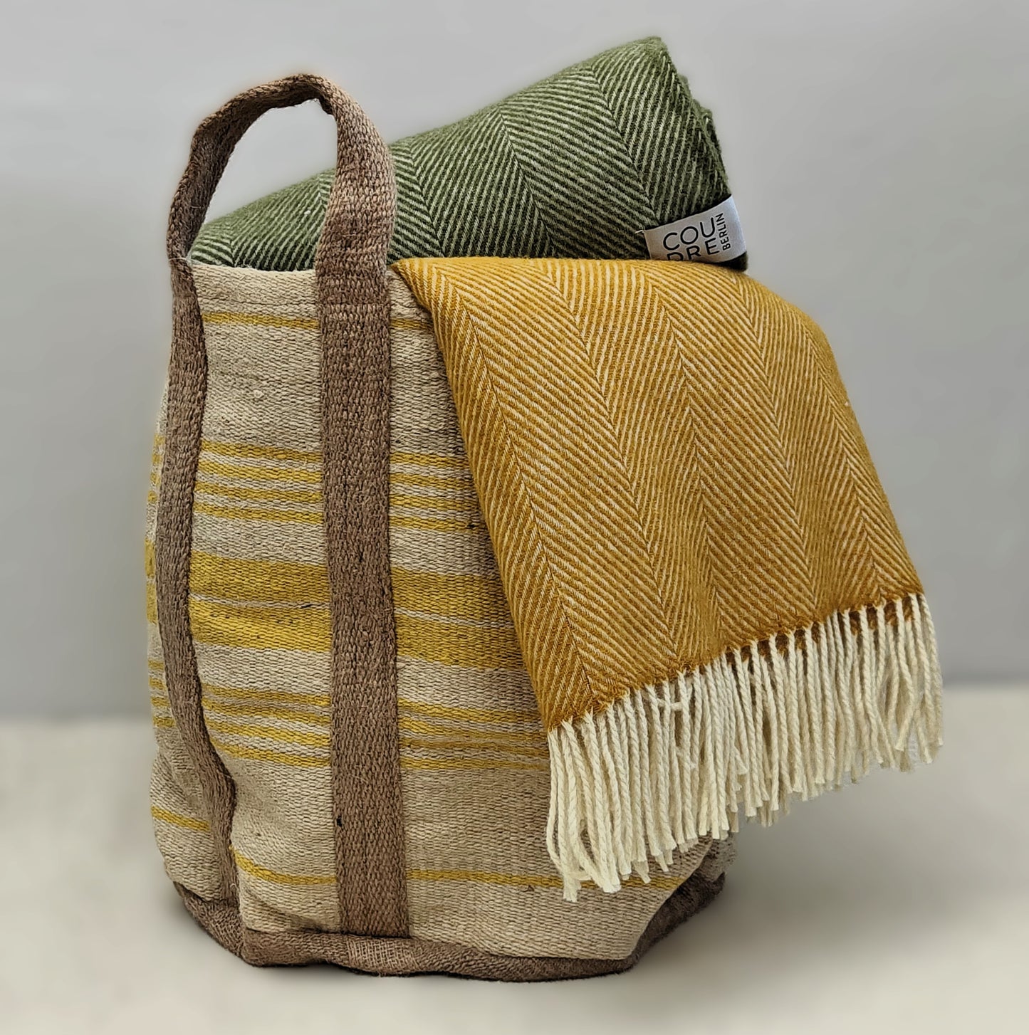 Amber Herringbone wollen plaid