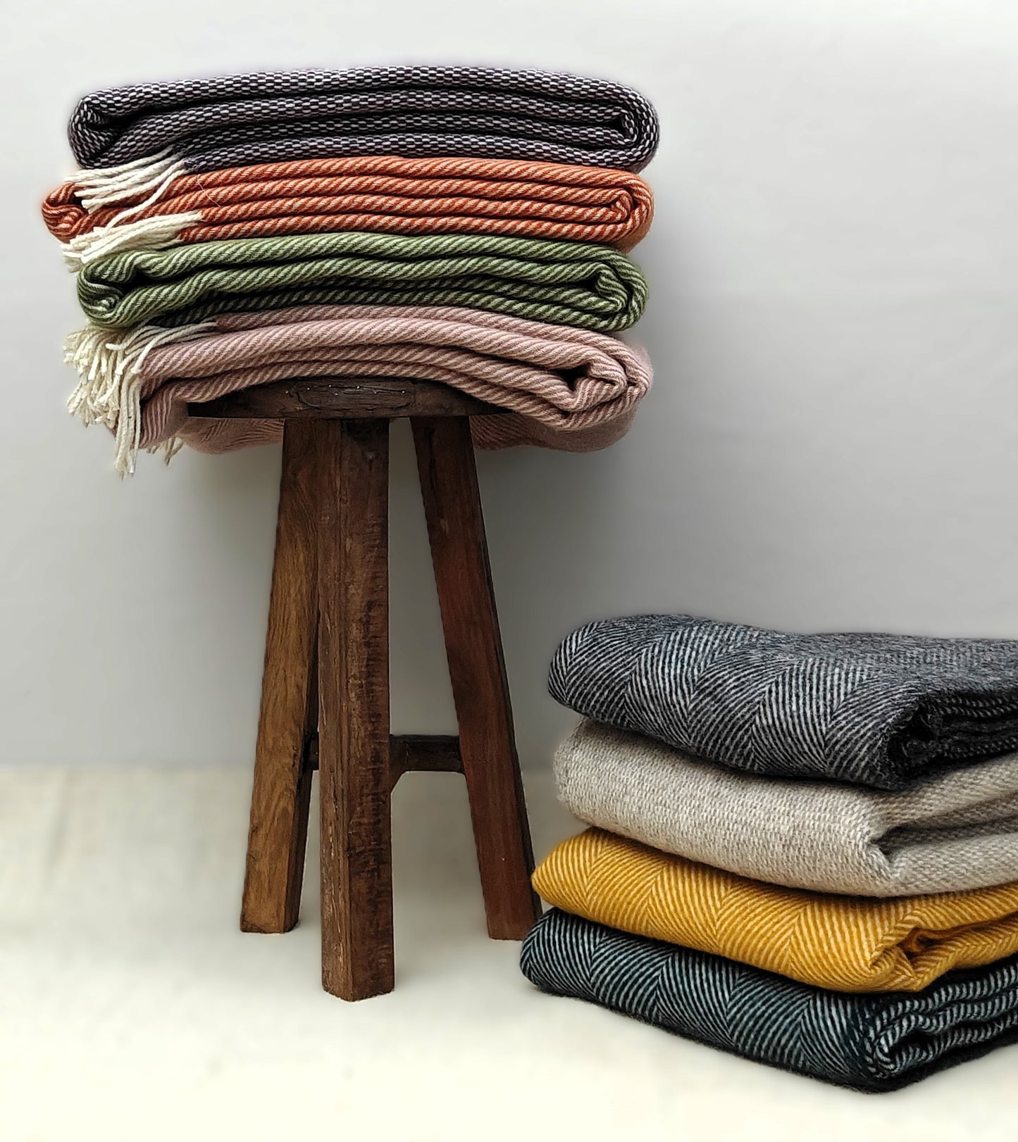 Amber Herringbone wollen plaid