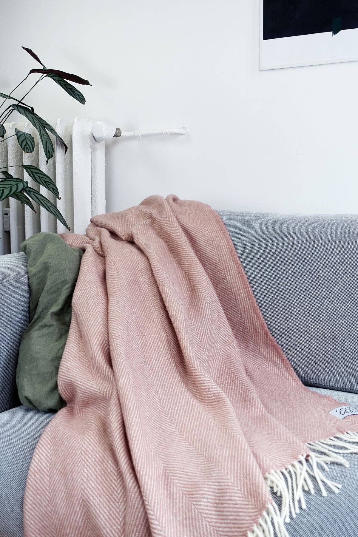 Rosestone Herringbone wollen plaid