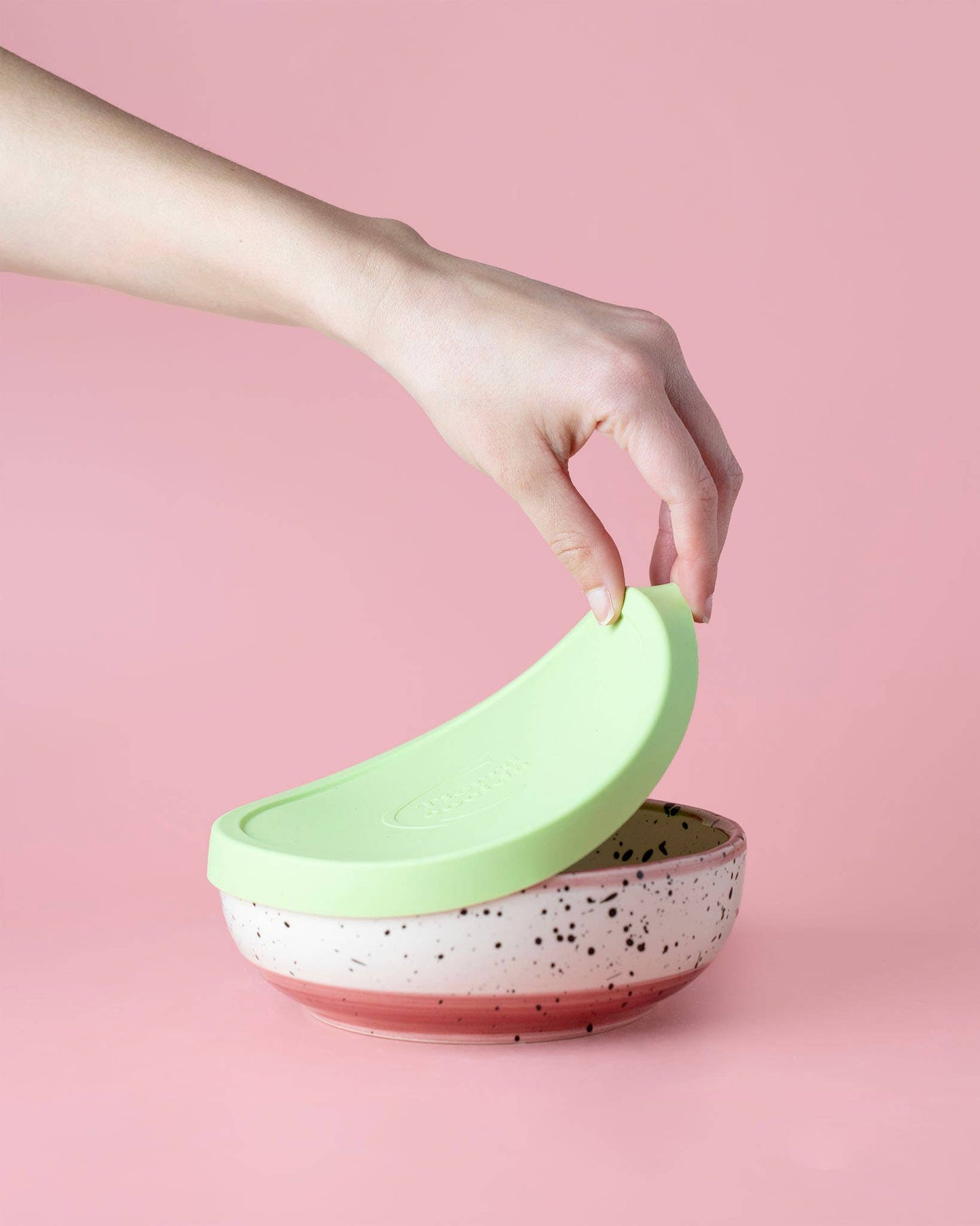 Medio - reusable silicone lid