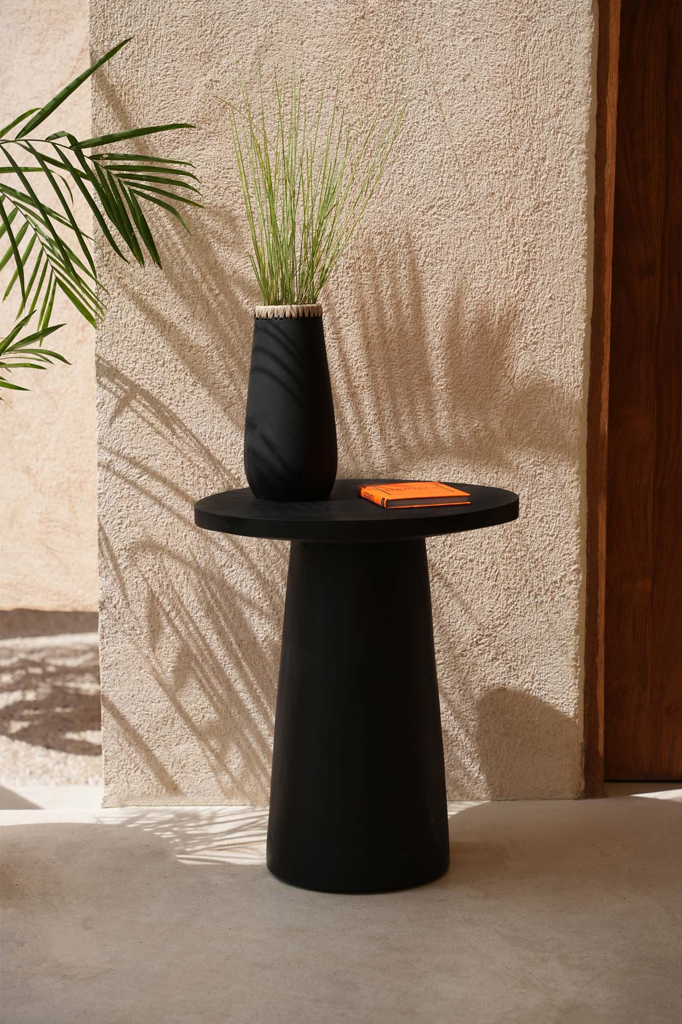 Timber Conic Bijzettafel - Zwart