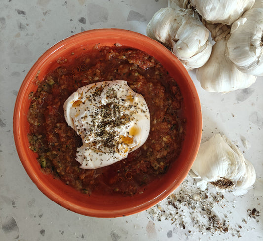 Deze smeuïge burrata-dip zal je doen smelten
