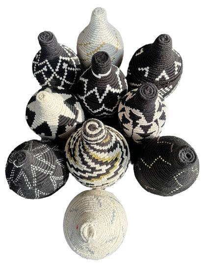 Ouida Black Triangle Berber mand