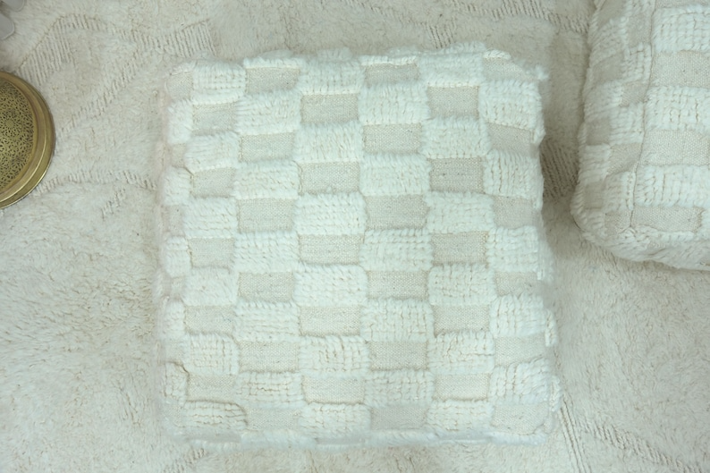 Berber Beni Ourain Kilim Pouf