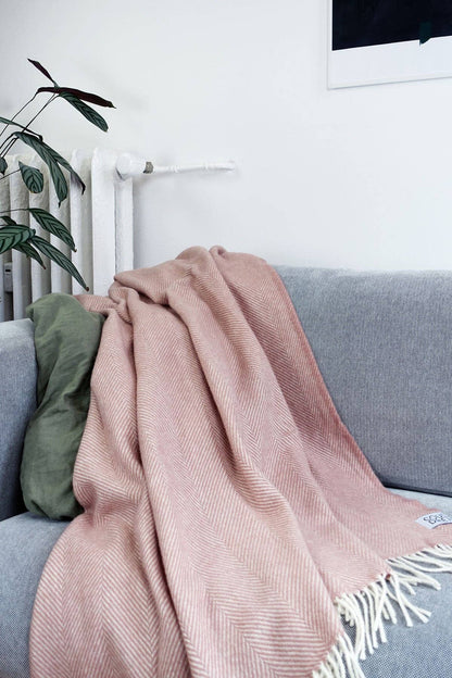 Rosestone Herringbone wollen plaid